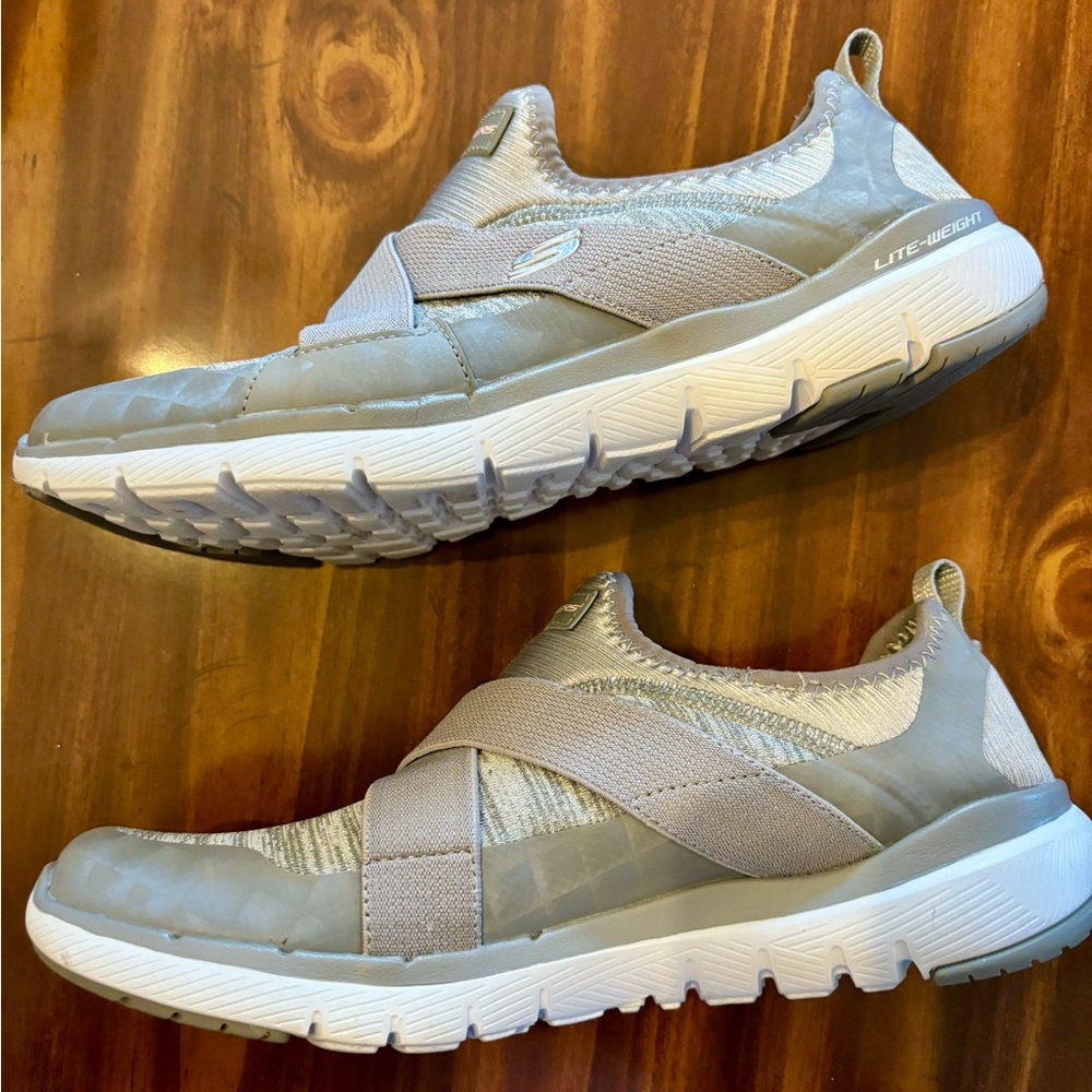 Skechers Slip On